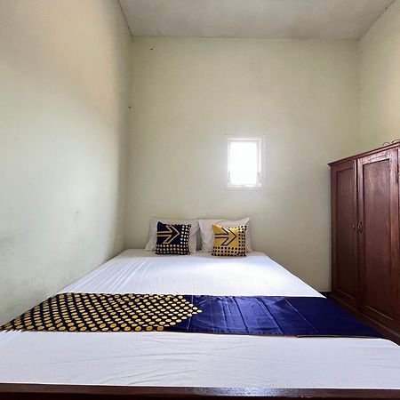 Spot On 93423 Kost Berkah Near Kebun Teh Wonosari Hotel Лаванг Екстериор снимка