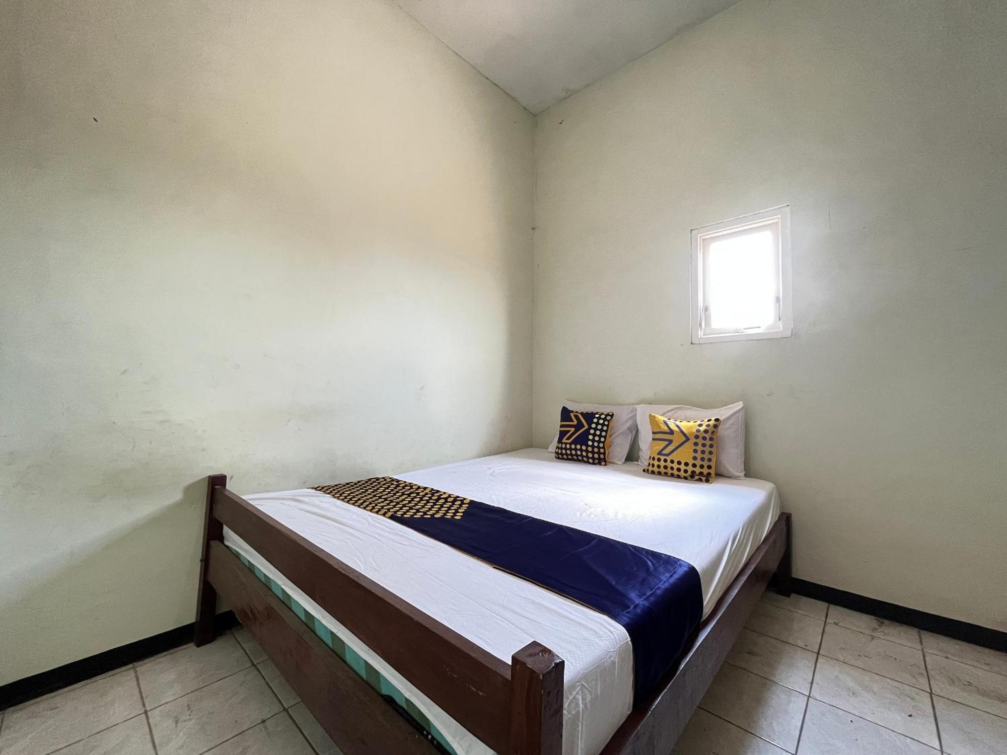 Spot On 93423 Kost Berkah Near Kebun Teh Wonosari Hotel Лаванг Екстериор снимка