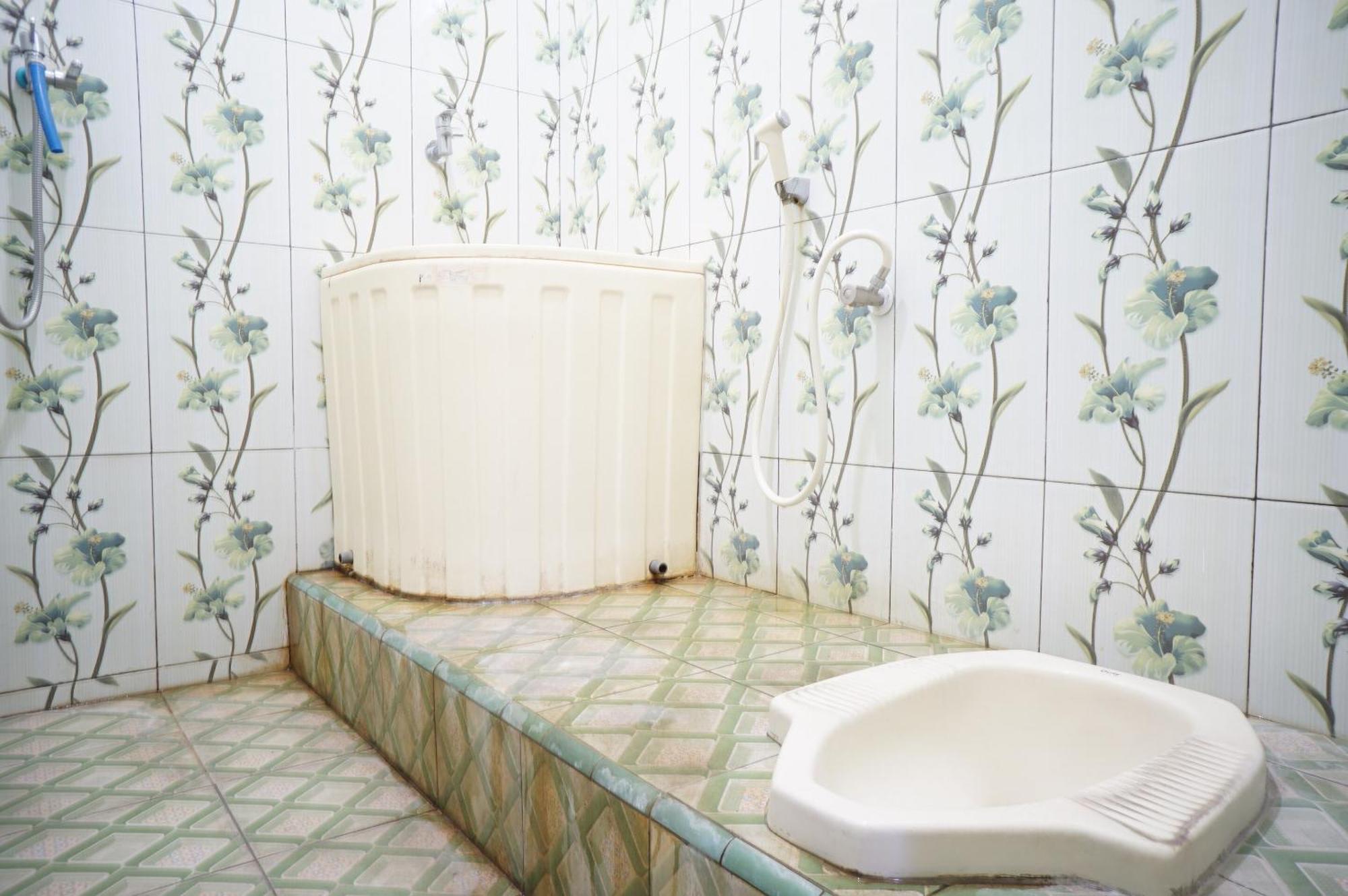 Spot On 93423 Kost Berkah Near Kebun Teh Wonosari Hotel Лаванг Екстериор снимка