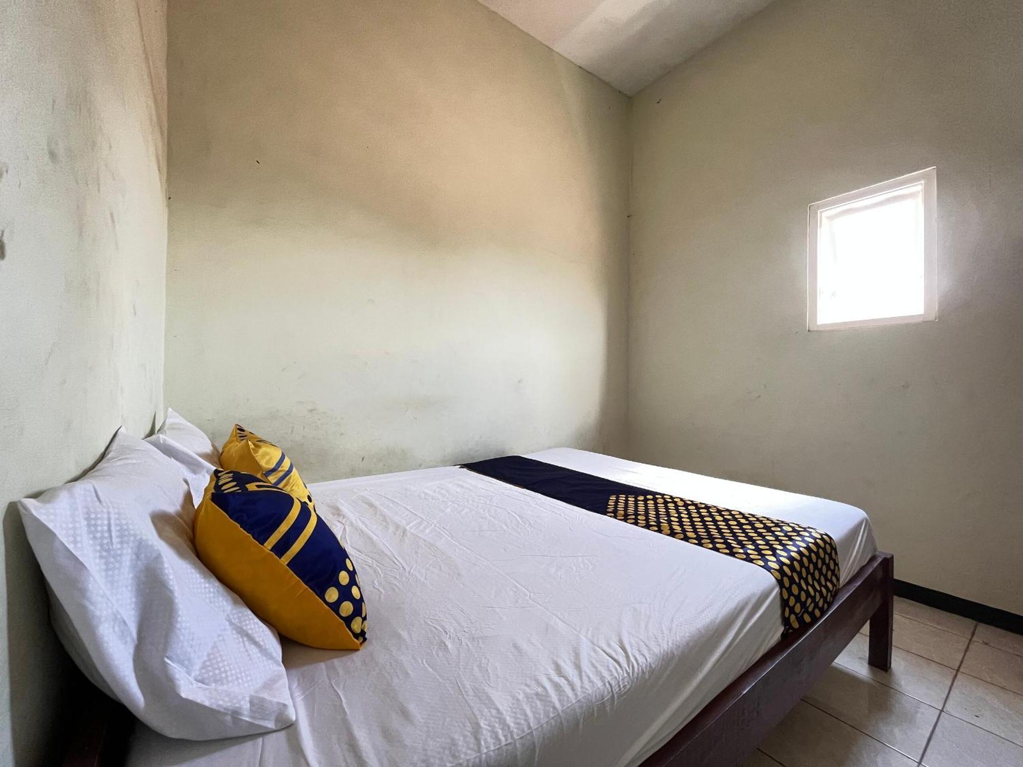 Spot On 93423 Kost Berkah Near Kebun Teh Wonosari Hotel Лаванг Екстериор снимка